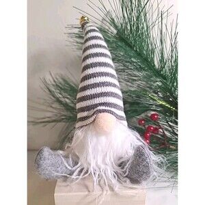 NWT Nordic Gnome Christmas Shelf Sitter 7" Grey/ White Knit Hat Midwest Gift